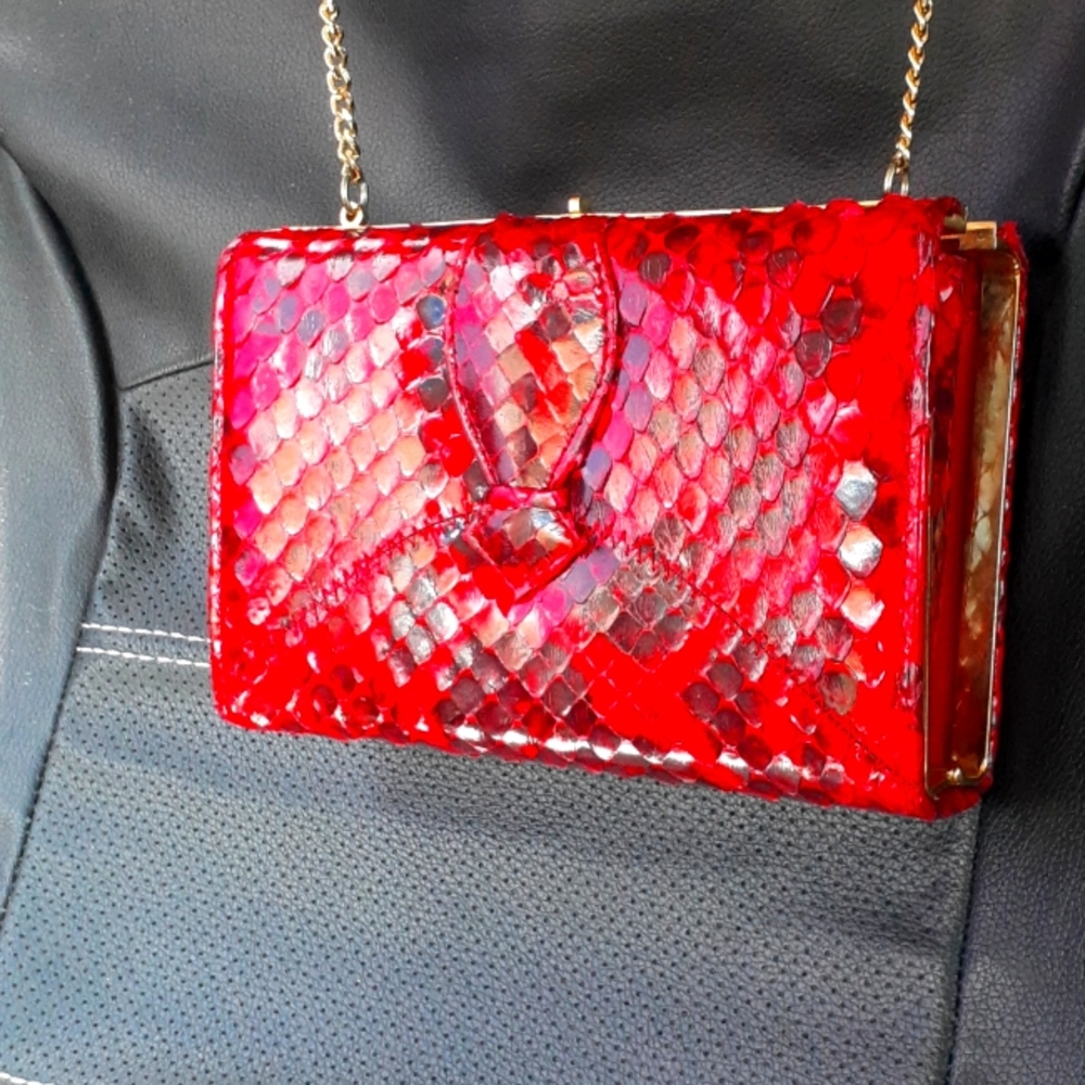 Cammarota Red alligator Leather Purse